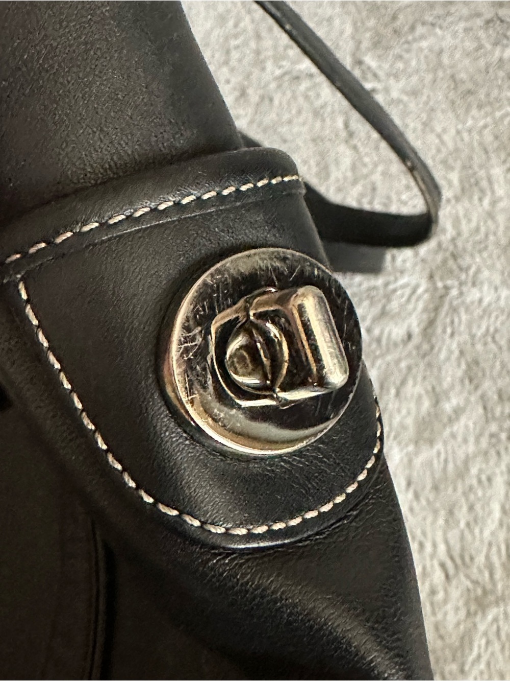 Coach Hamptons Leather Tote #8E92 - Picture 13 of 16
